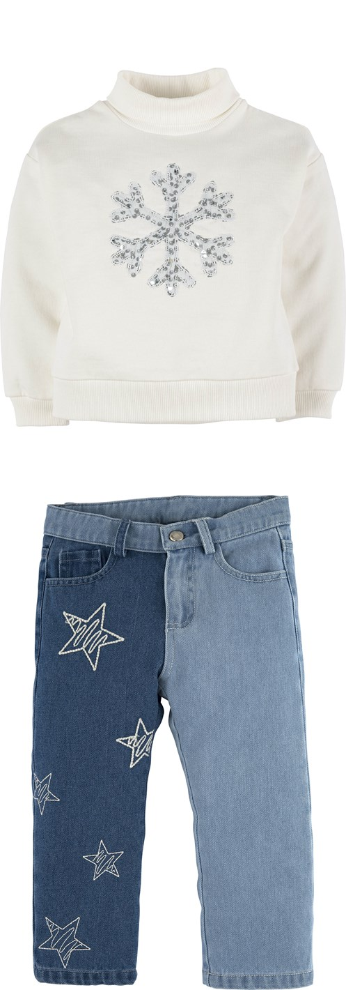 Sweatshirt & Jeans Bundle